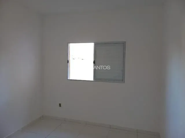 Casa com 133m² 2 quartos e 1 banheiro, à venda, no bairro Área Rural em Salto de Pirapora
