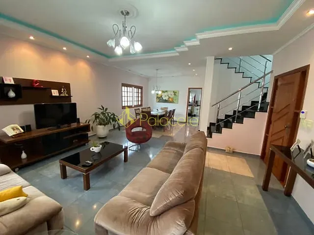 Casa com 260m² 4 quartos e 5 banheiros, à venda, no bairro Bosque Flamboyant em Taubaté