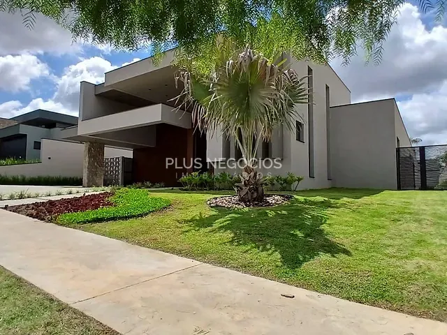 Casa com 1040m² 4 quartos e 7 banheiros, à venda, no bairro Jardim Residencial Saint Patrick em Sorocaba