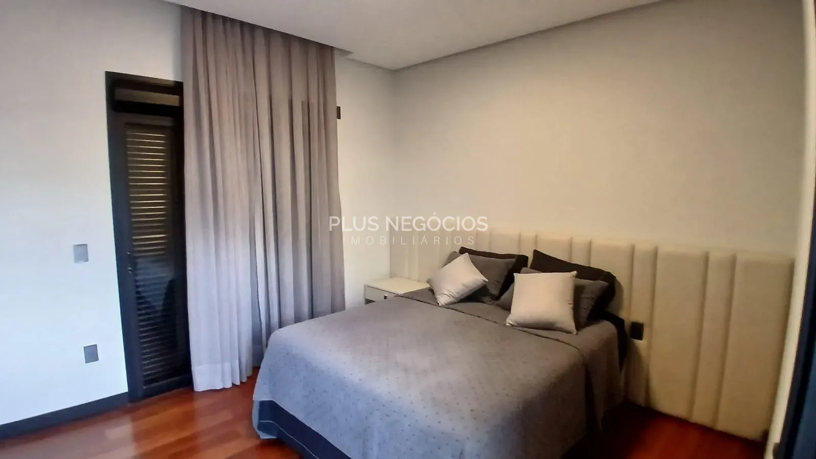 Casa, 4 quartos, 440 m² - Foto 27