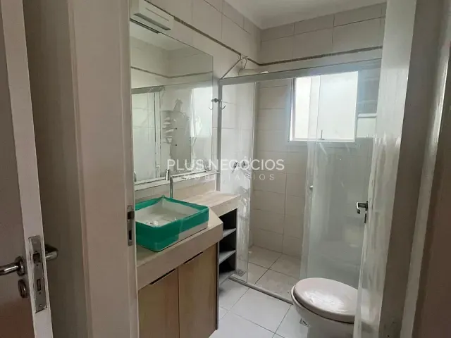 Casa com 249m² 3 quartos e 3 banheiros, à venda ou para alugar, no bairro Parque Campolim em Sorocaba