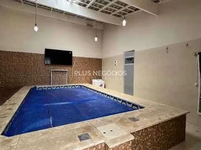 Casa com 1200m² 3 quartos e 5 banheiros, à venda, no bairro Itapeva em Votorantim