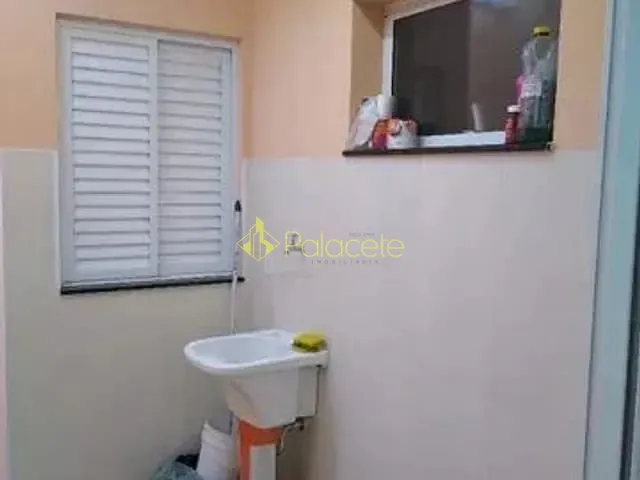 Casa com 152m² 3 quartos e 1 banheiro, à venda, no bairro Vila Santos em Caçapava