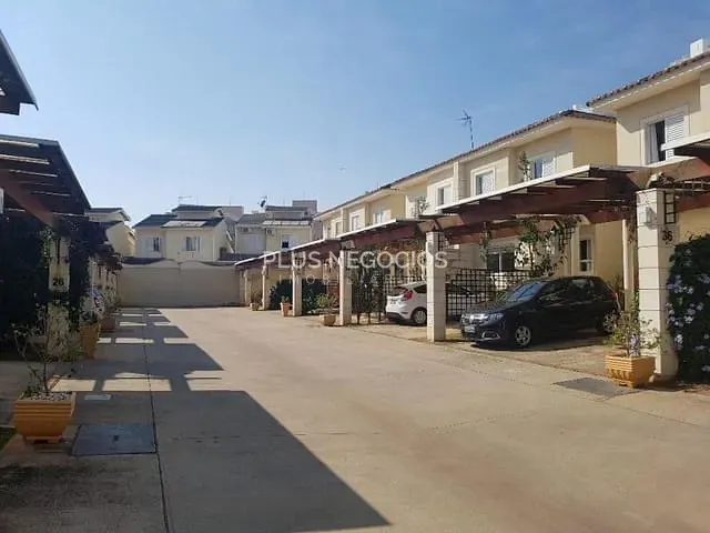 Casa com 147m² 3 quartos e 3 banheiros, à venda, no bairro Parque Campolim em Sorocaba