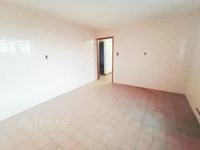 Casa com 193m² 2 quartos e 2 banheiros, à venda, no bairro Vila São João em Caçapava