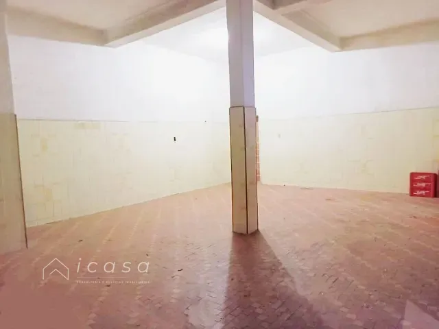 Casa com 193m² 2 quartos e 2 banheiros, à venda, no bairro Vila São João em Caçapava