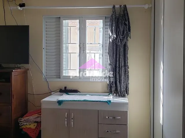 Casa com 150m² 3 quartos e 3 banheiros, à venda, no bairro Jardim Bela Vista em São José dos Campos