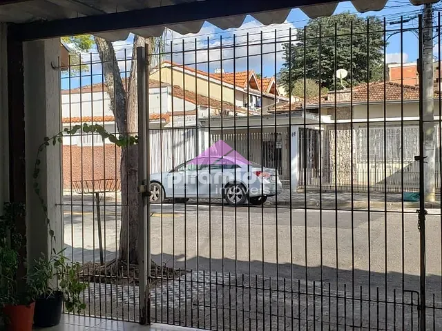 Casa com 150m² 3 quartos e 3 banheiros, à venda, no bairro Jardim Bela Vista em São José dos Campos