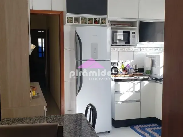 Casa com 150m² 3 quartos e 3 banheiros, à venda, no bairro Jardim Bela Vista em São José dos Campos
