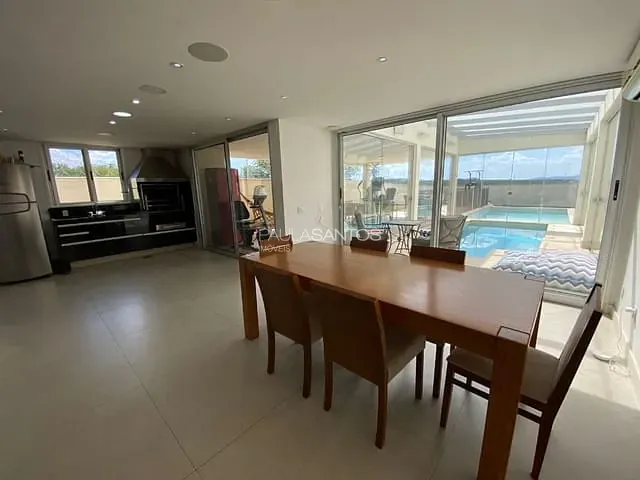 Casa com 1026m² 4 quartos e 7 banheiros, à venda, no bairro Chácaras Residenciais Santa Maria em Votorantim