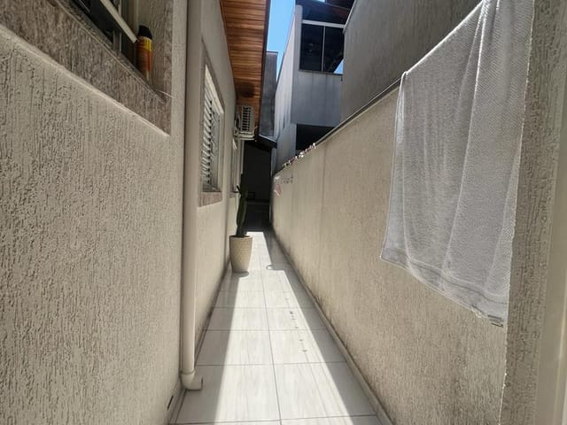 Casa 3 quartos e 3 banheiros, à venda, no bairro Parque Senhor do Bonfim em Taubaté