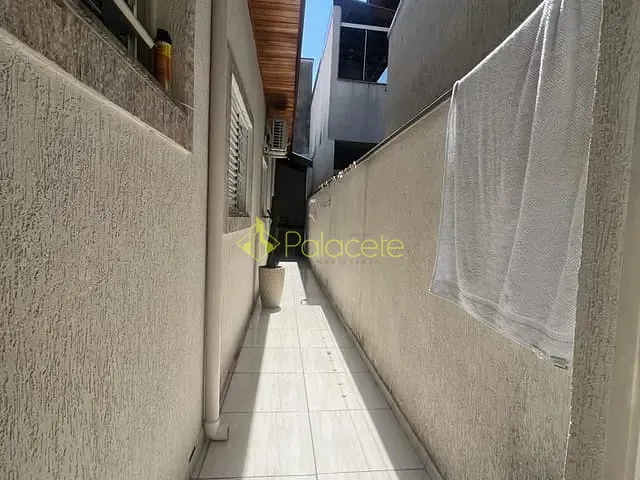 Casa 3 quartos e 3 banheiros, à venda, no bairro Parque Senhor do Bonfim em Taubaté