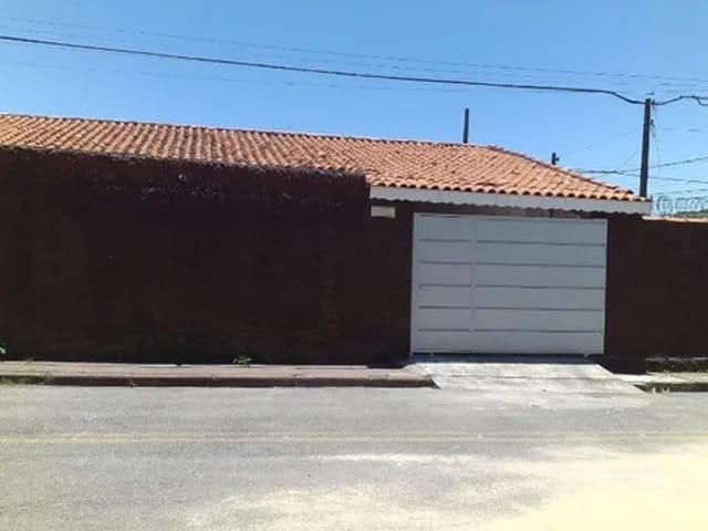 Casa 3 quartos e 1 banheiro, à venda, no bairro Jardim Sonia Maria em Taubaté