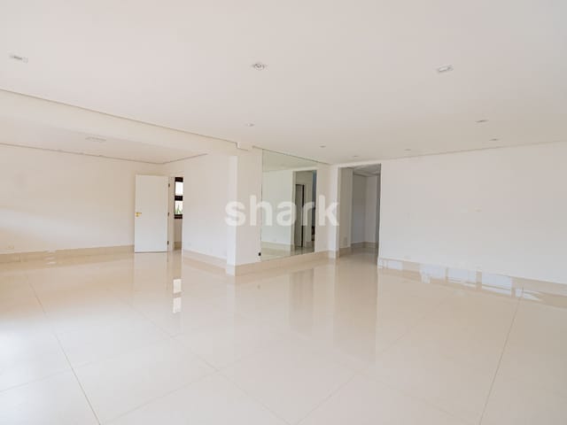Casa com 420m² 4 quartos e 5 banheiros, à venda, no bairro Alphaville em Santana de Parnaíba