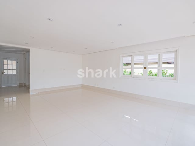 Casa com 420m² 4 quartos e 5 banheiros, à venda, no bairro Alphaville em Santana de Parnaíba