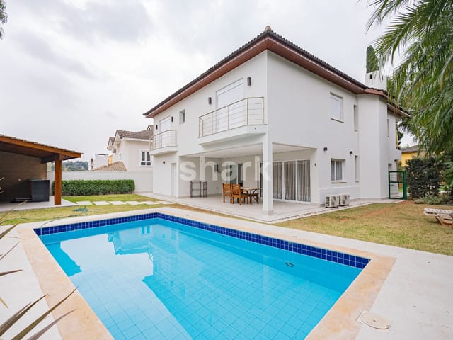 Casa com 562m² 4 quartos e 5 banheiros, à venda, no bairro Alphaville em Santana de Parnaíba