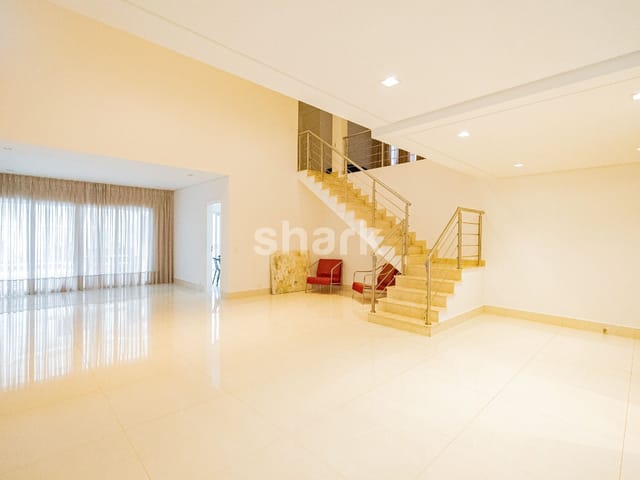 Casa com 562m² 4 quartos e 5 banheiros, à venda, no bairro Alphaville em Santana de Parnaíba