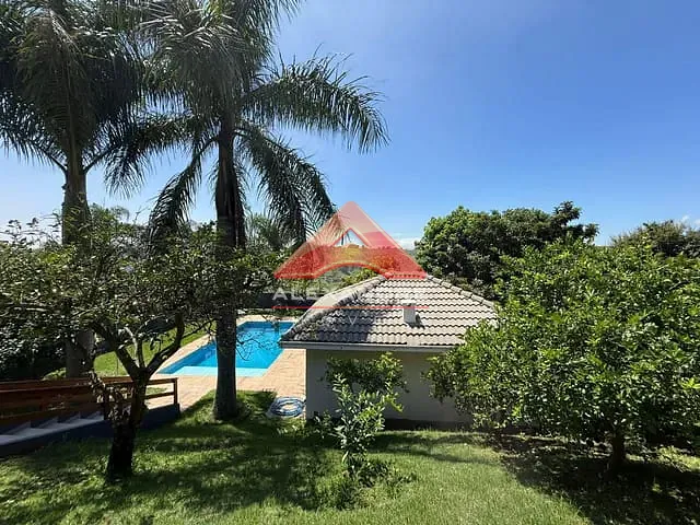 Casa com 1000m² 3 quartos e 2 banheiros, à venda ou para alugar, no bairro Parque Mirante Do Vale em Jacareí