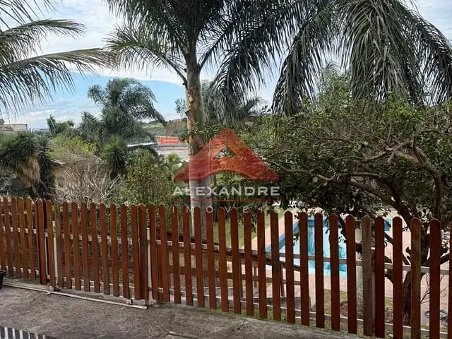 Casa com 1000m² 3 quartos e 2 banheiros, à venda ou para alugar, no bairro Parque Mirante Do Vale em Jacareí