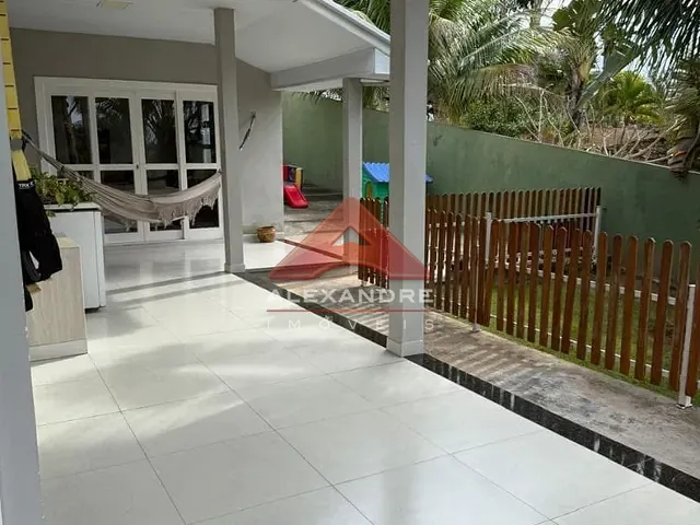 Casa com 1000m² 3 quartos e 2 banheiros, à venda ou para alugar, no bairro Parque Mirante Do Vale em Jacareí