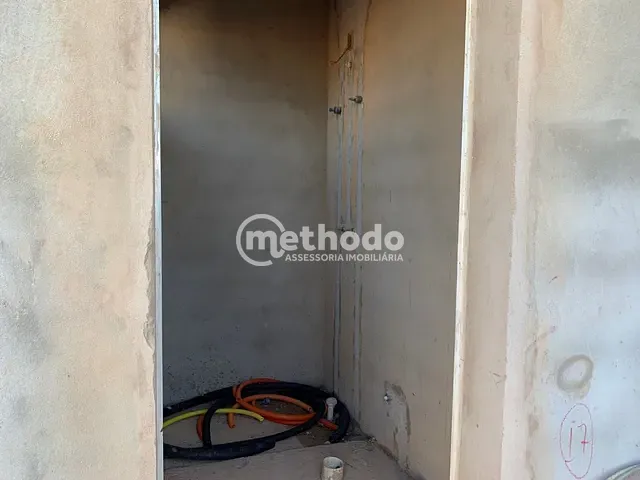 Casa com 300m² 3 quartos e 4 banheiros, à venda, no bairro Parque Brasil 500 em Paulínia
