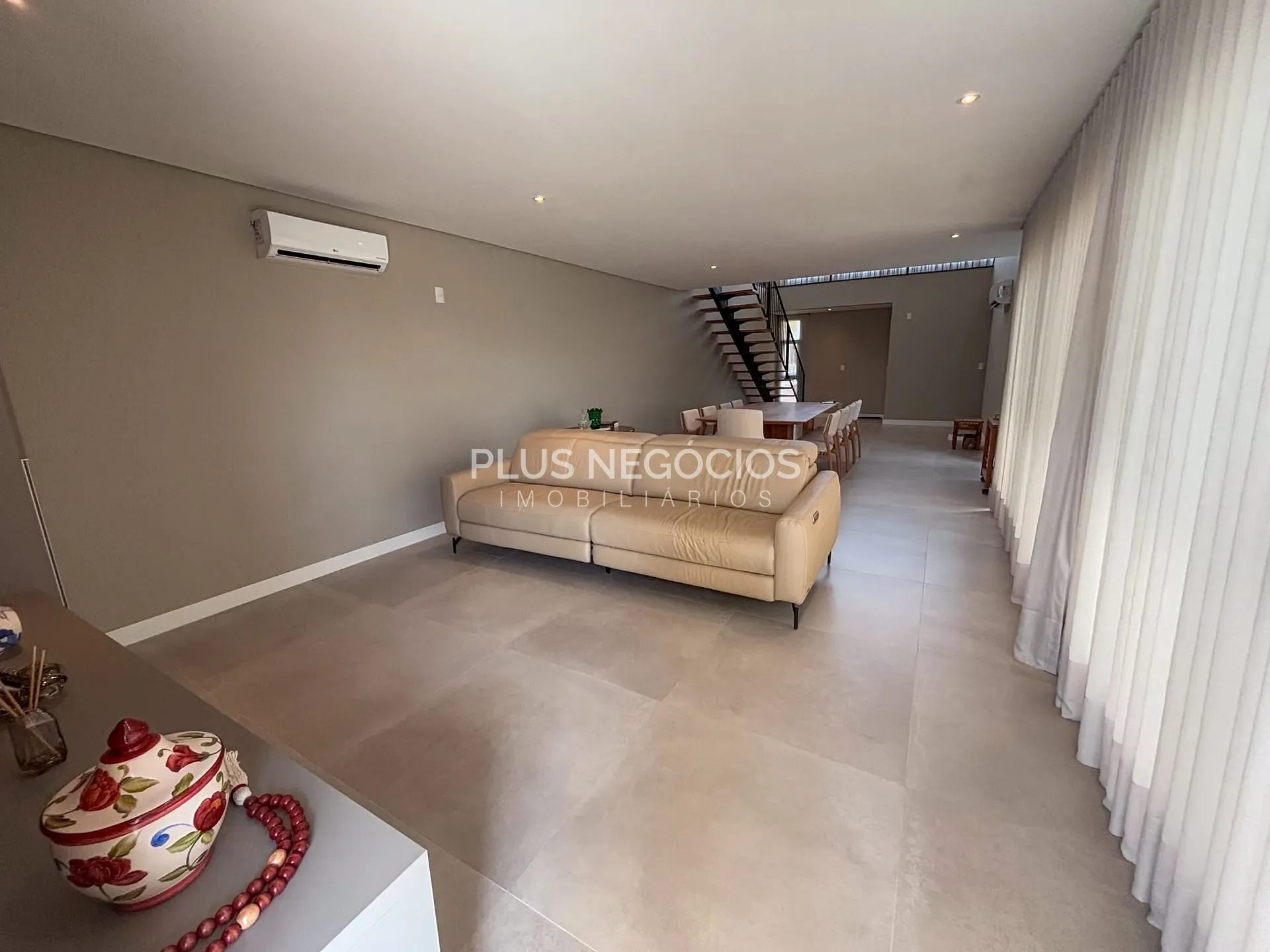 Casa, 3 quartos, 265 m² - Foto 23