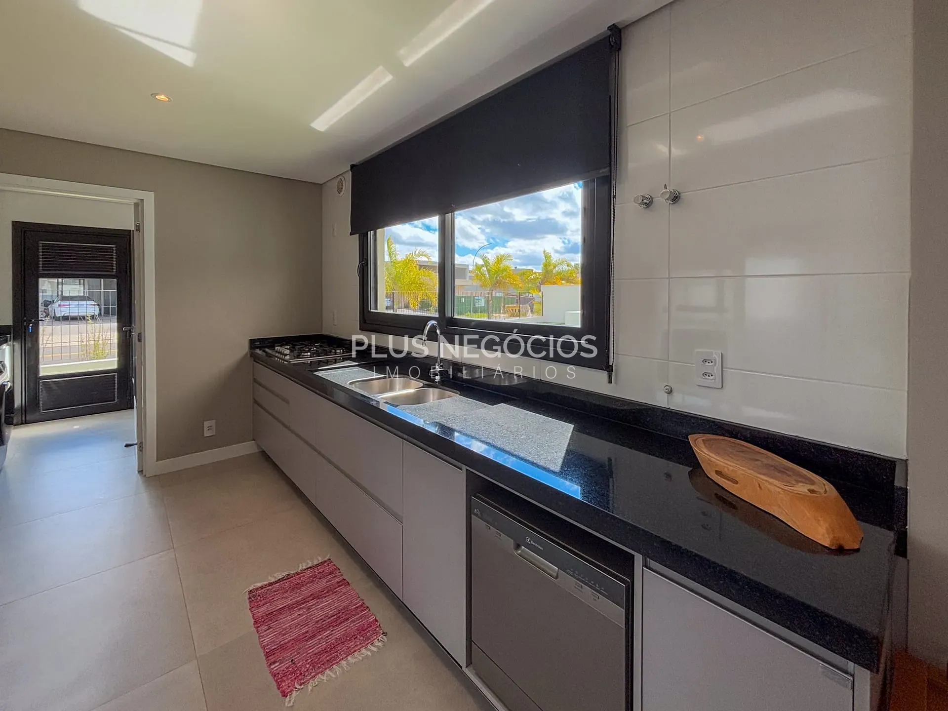 Casa, 3 quartos, 265 m² - Foto 31