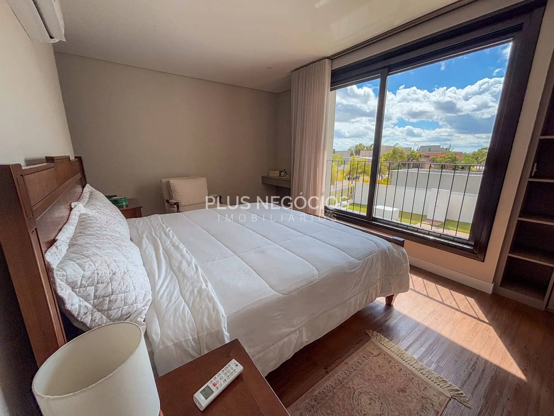 Casa, 3 quartos, 265 m² - Foto 38