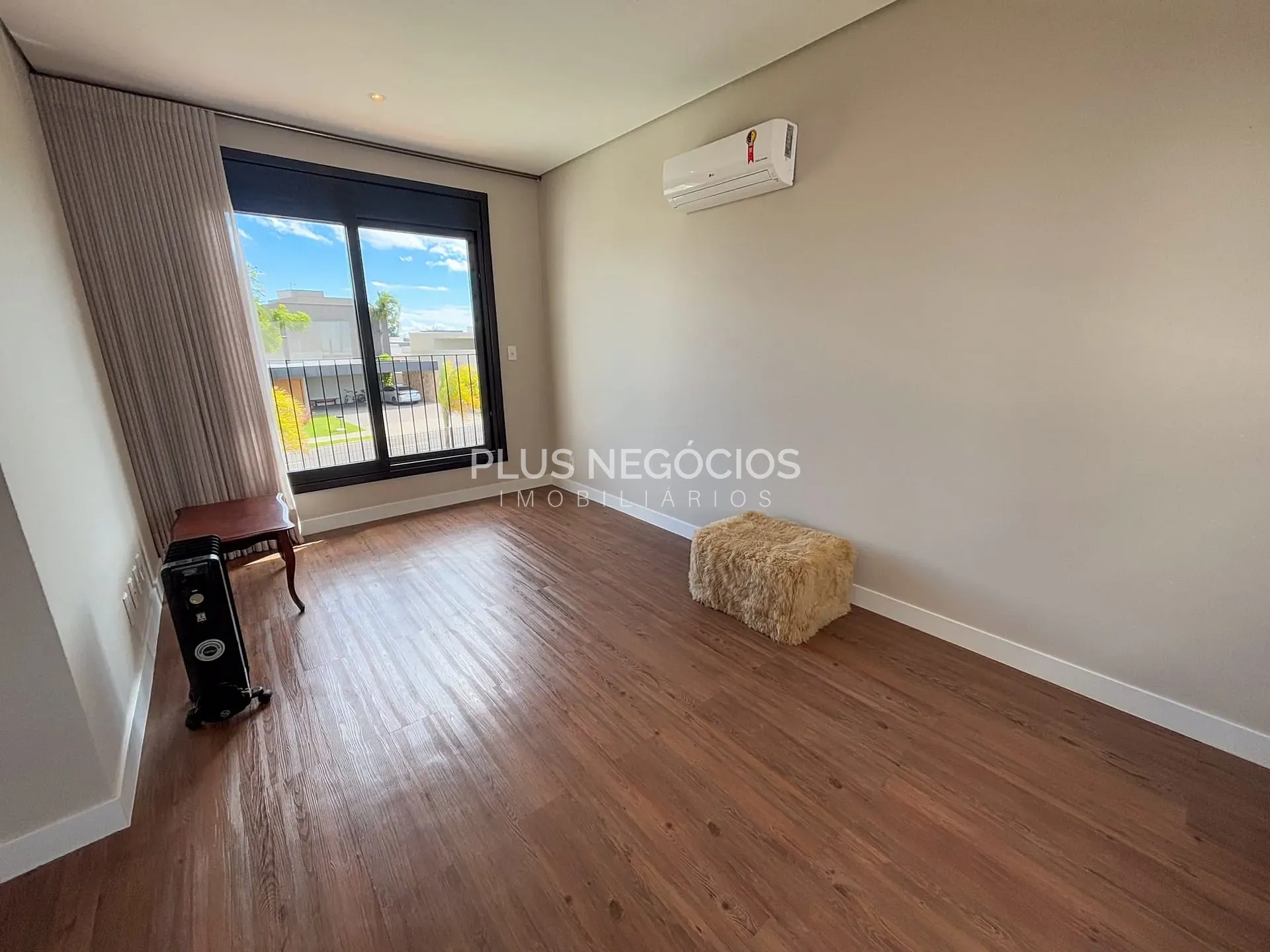 Casa, 3 quartos, 265 m² - Foto 55