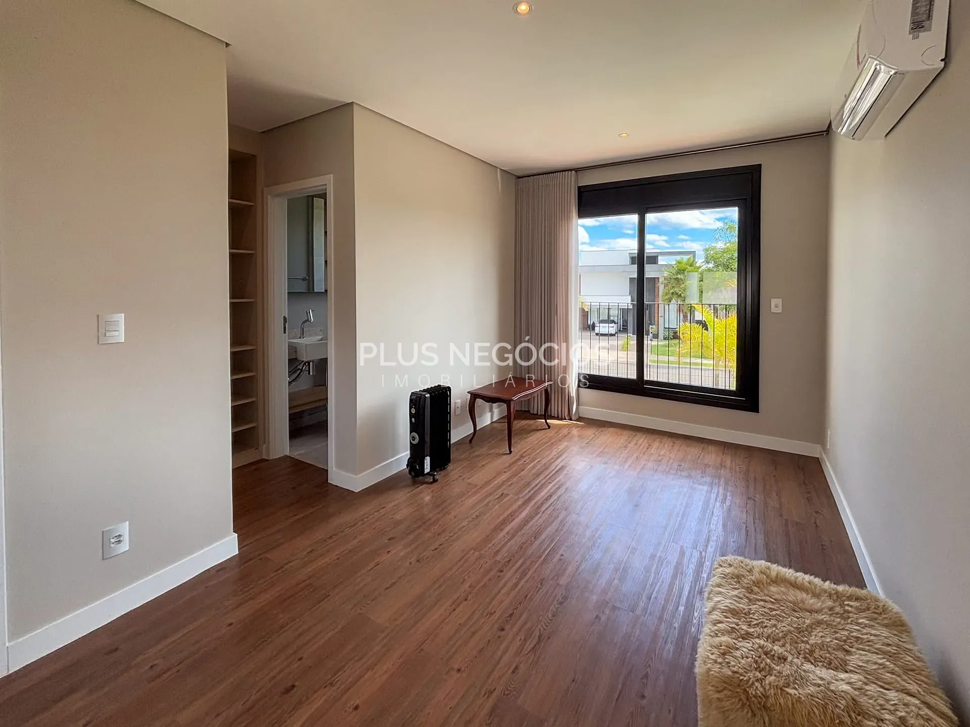 Casa, 3 quartos, 265 m² - Foto 56