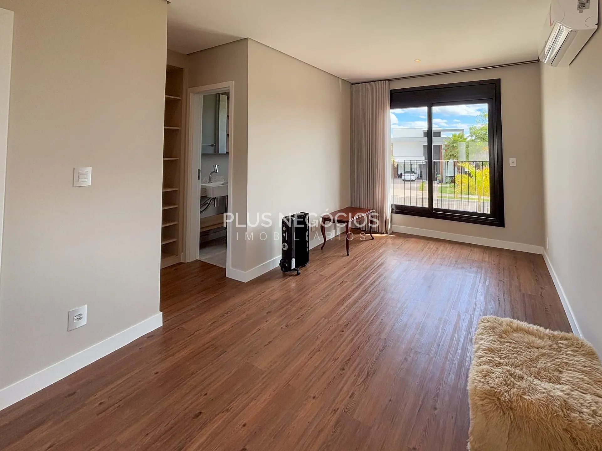 Casa, 3 quartos, 265 m² - Foto 57