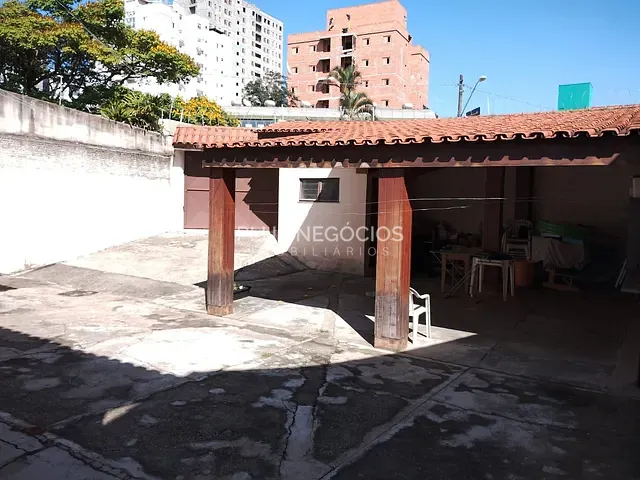 Casa com 378m² 2 quartos e 1 banheiro, à venda, no bairro Jardim Refúgio em Sorocaba
