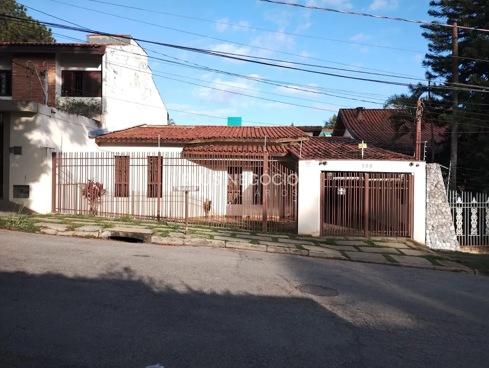 Casa, 2 quartos, 208 m² - Foto 1