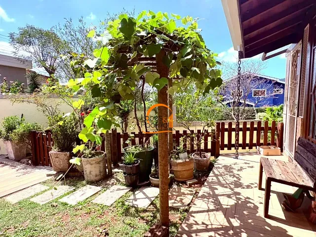 Casa com 287m² 3 quartos e 5 banheiros, à venda, no bairro Recreio Maristela em Atibaia