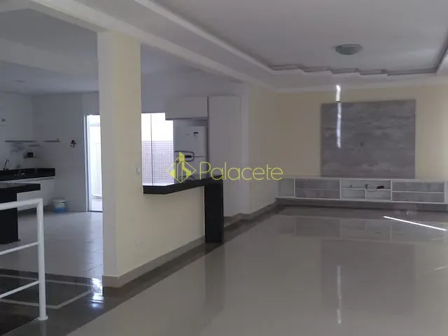 Casa 3 quartos e 2 banheiros, à venda, no bairro Jardim Residencial Doutor Lessa em Pindamonhangaba