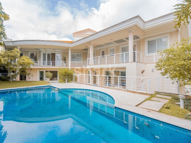 Casa com 1000m² 4 quartos e 6 banheiros, à venda, no bairro Alphaville Residencial Um em Barueri