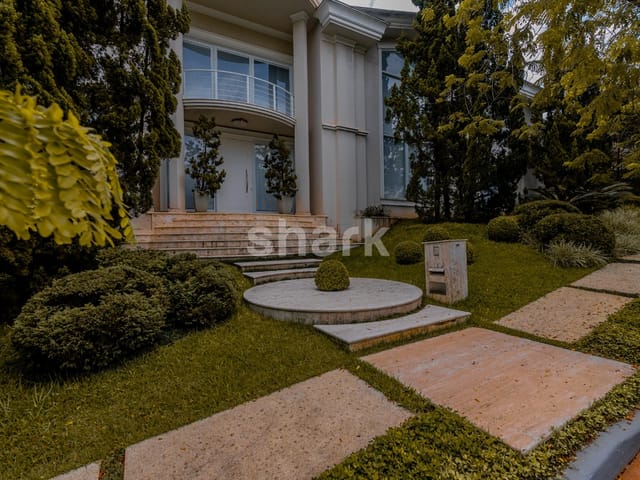 Casa com 1000m² 4 quartos e 6 banheiros, à venda, no bairro Alphaville Residencial Um em Barueri