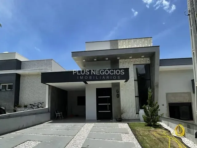 Casa com 160m² 3 quartos e 2 banheiros, à venda, no bairro Cajuru do Sul em Sorocaba