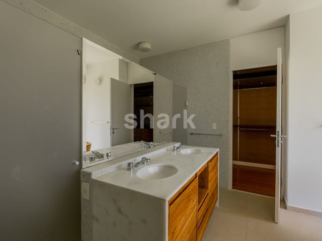 Casa com 3404m² 4 quartos e 7 banheiros, à venda, no bairro Alphaville em Santana de Parnaíba