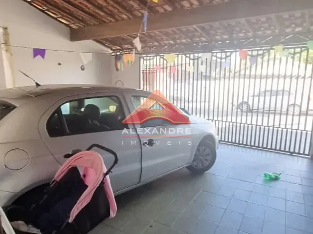 Casa com 250m² 5 quartos e 6 banheiros, à venda, no bairro Putim em São José dos Campos
