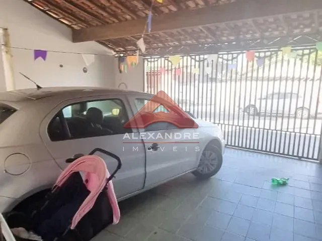 Casa com 250m² 5 quartos e 6 banheiros, à venda, no bairro Putim em São José dos Campos