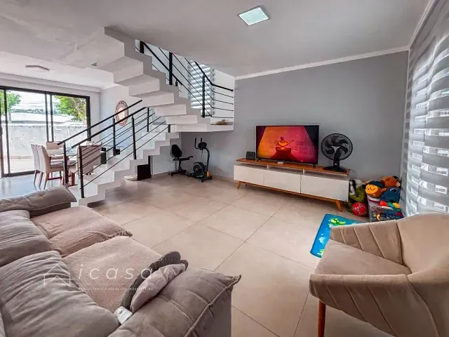 Casa com 302m² 2 quartos e 2 banheiros, à venda ou para alugar, no bairro Condomínio Terras do Vale em Caçapava