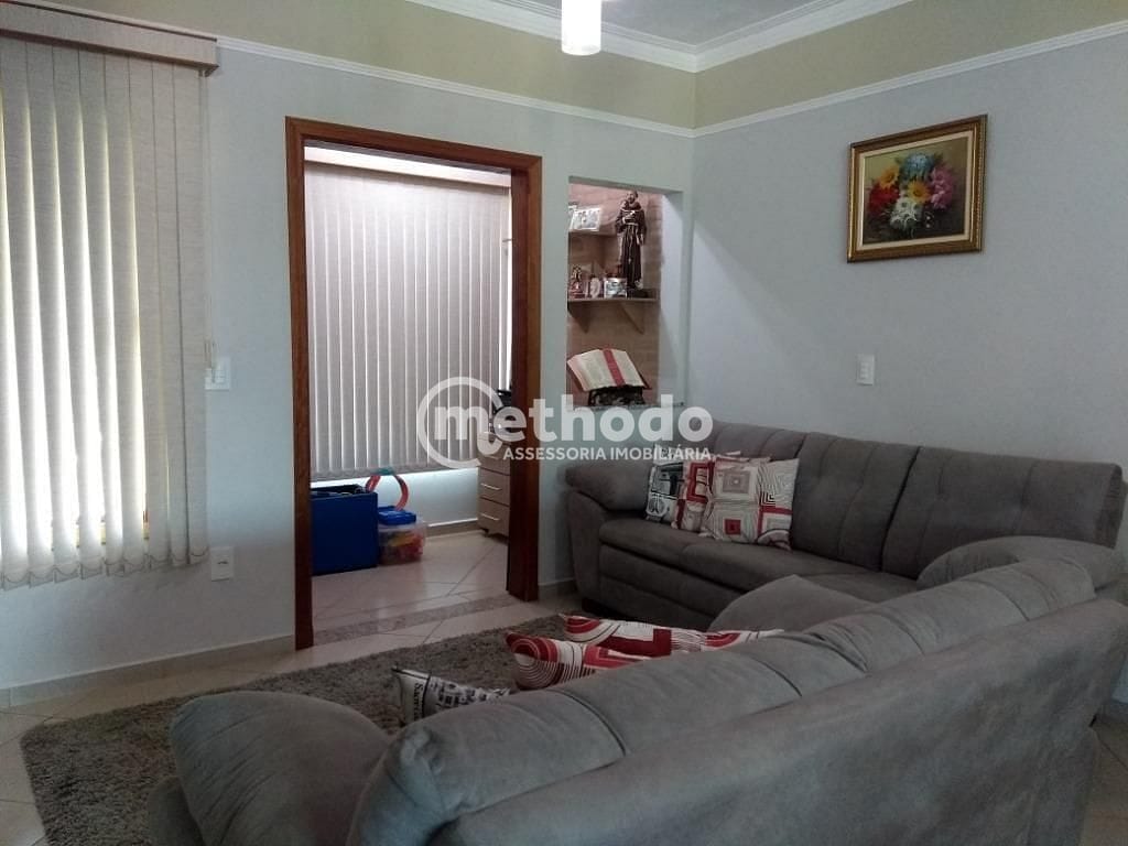 Casa, 3 quartos, 235 m² - Foto 4