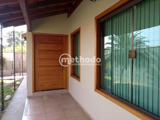 Casa com 500m² 3 quartos e 3 banheiros, à venda, no bairro Parque das Laranjeiras II em Cosmópolis