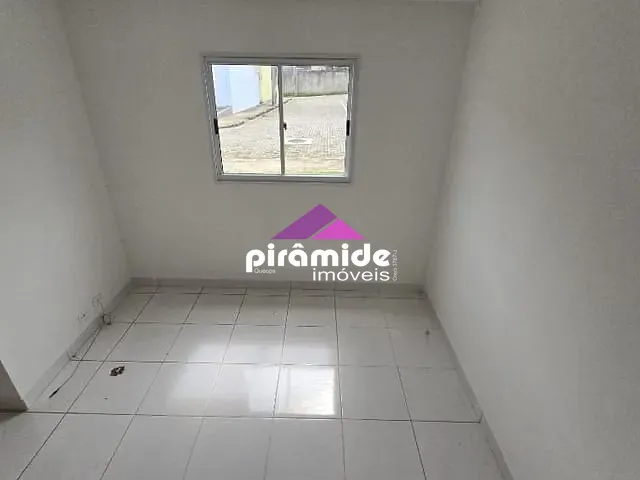 Casa com 75m² 2 quartos e 1 banheiro, para alugar, no bairro Monte Castelo em São José dos Campos