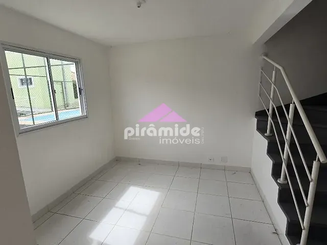 Casa com 75m² 2 quartos e 1 banheiro, para alugar, no bairro Monte Castelo em São José dos Campos