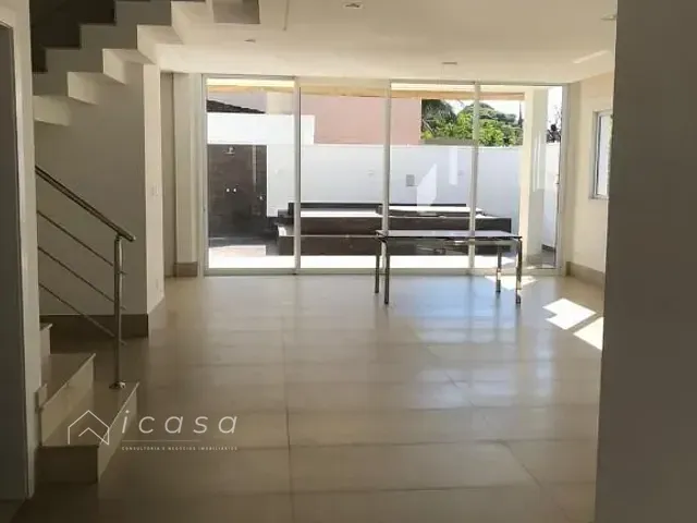 Casa com 378m² 4 quartos e 7 banheiros, à venda ou para alugar, no bairro Jardim Santa Clara em Taubaté