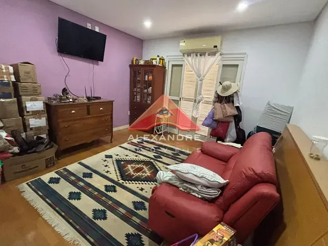 Casa com 375m² 4 quartos e 6 banheiros, à venda, no bairro Urbanova em São José dos Campos