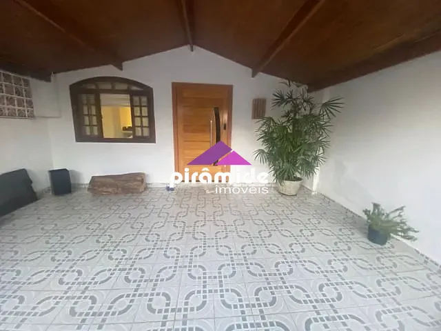 Casa com 125m² 4 quartos e 3 banheiros, à venda, no bairro Bosque dos Eucaliptos em São José dos Campos
