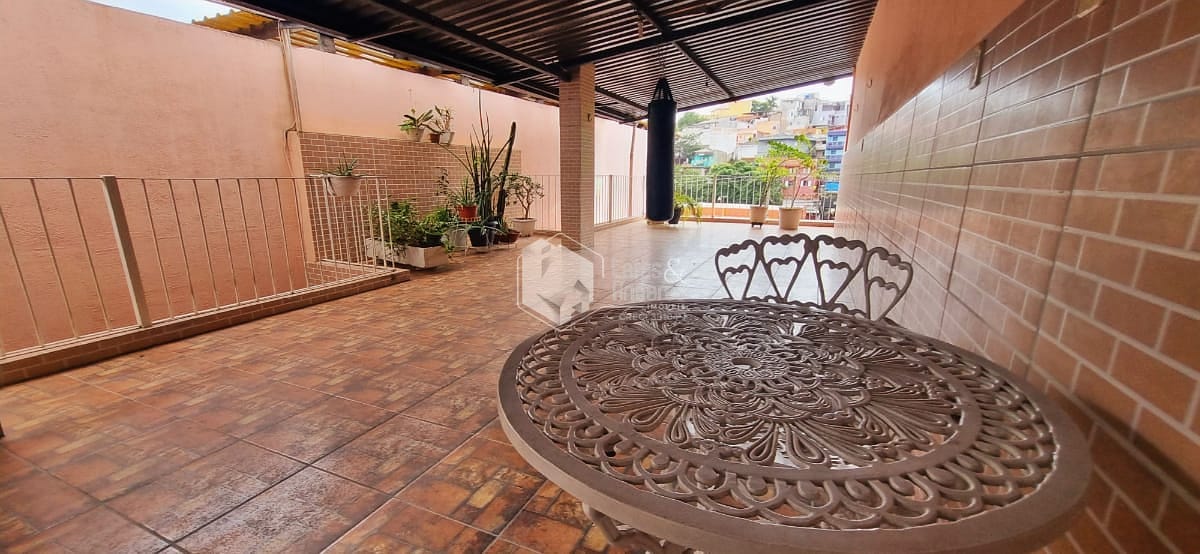 Casa à venda com 4 quartos, 155m² - Foto 45